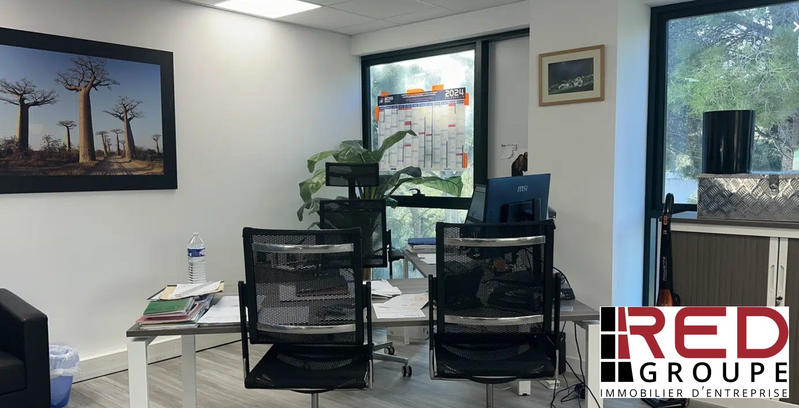 Bureau - 96 m²