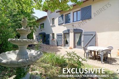 Maison - 159 m² - 5 pièces