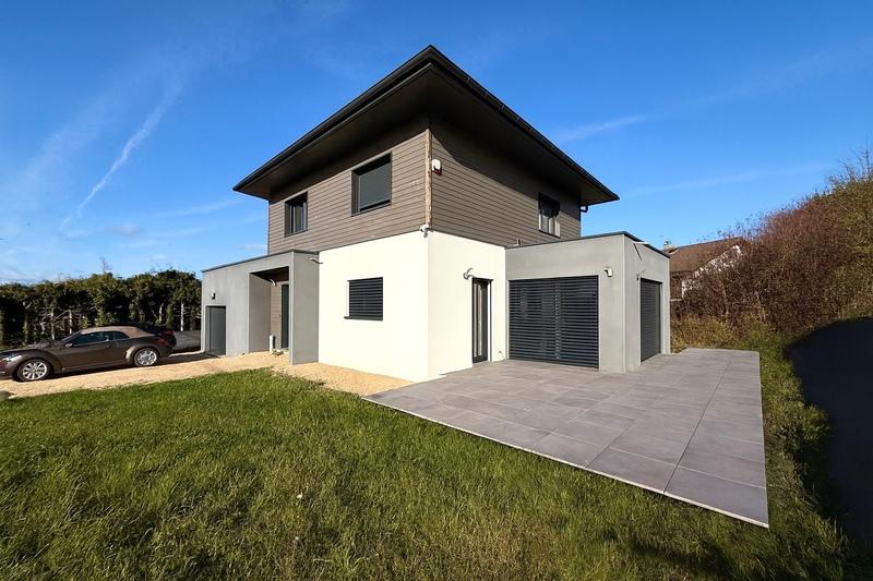 Maison - 130 m² - 5 pièces