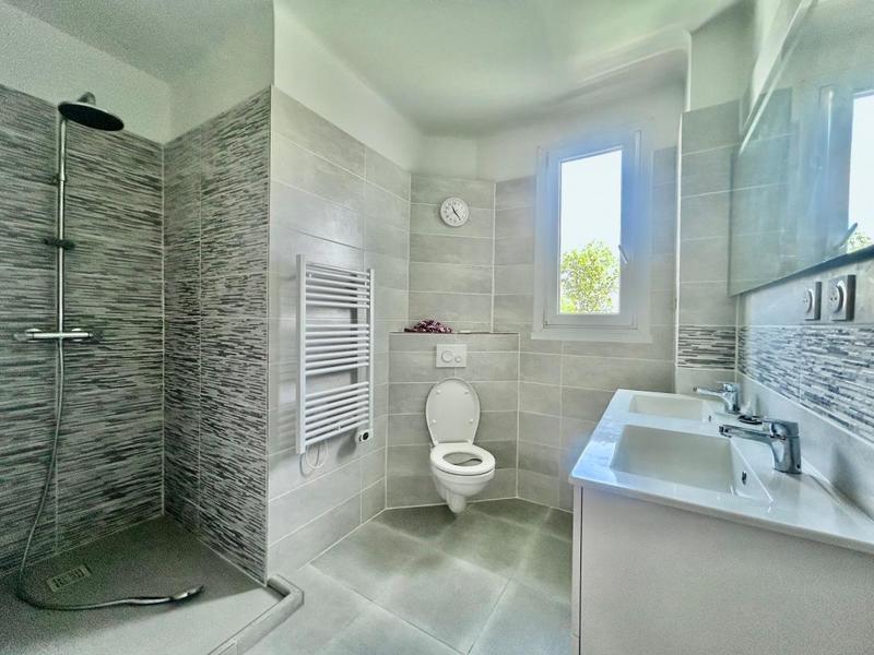 Maison - 130 m² - 4 pièces