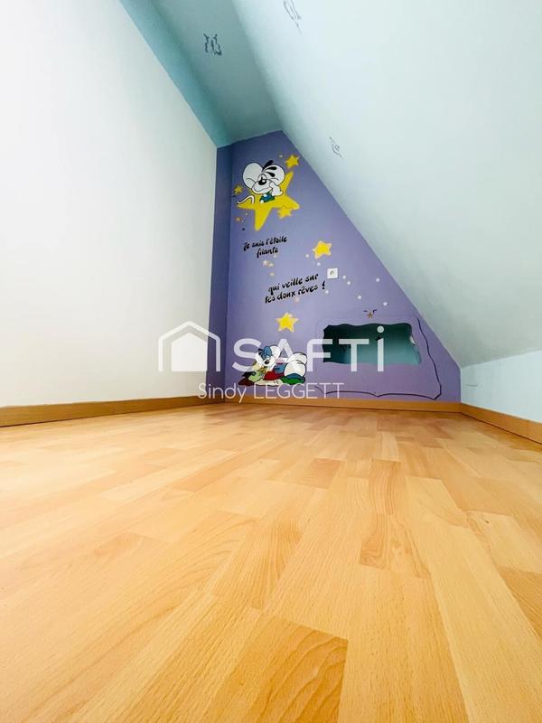 Maison - 201 m² - 7 pièces