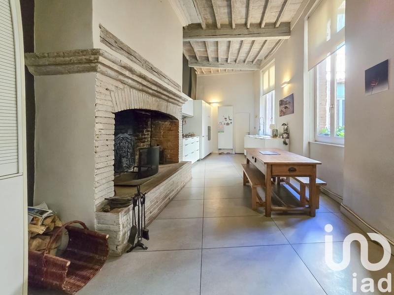 Appartement - 209 m² - 6 pièces