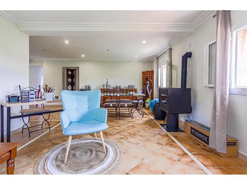 Maison - 301 m² - 9 pièces