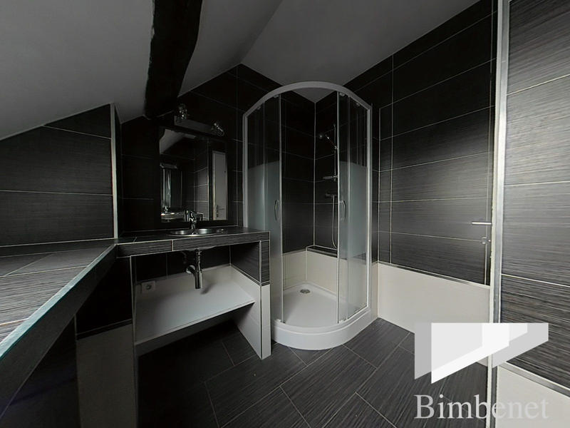 Appartement - 80 m² - 3 pièces