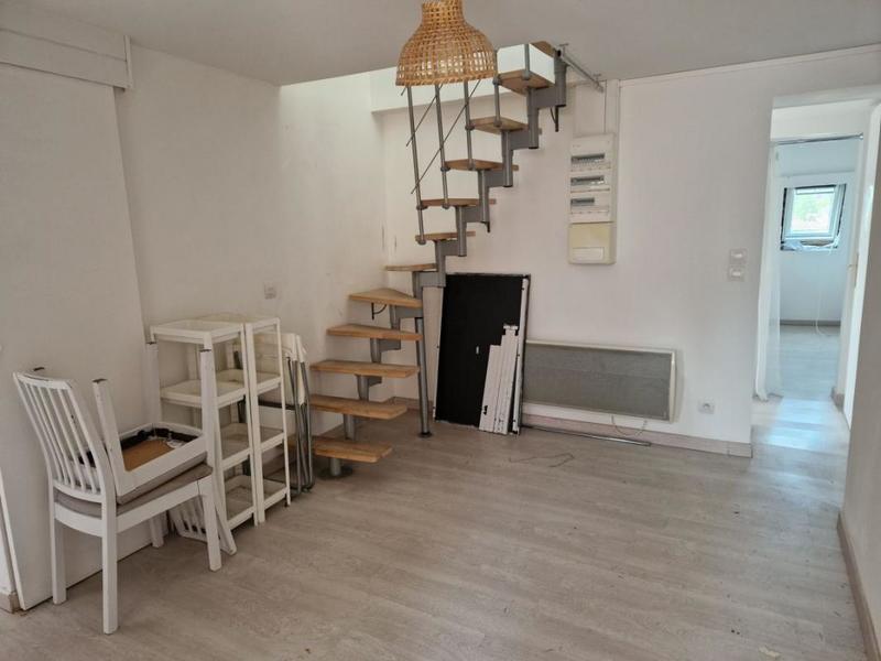 Duplex - 56 m² - 5 pièces