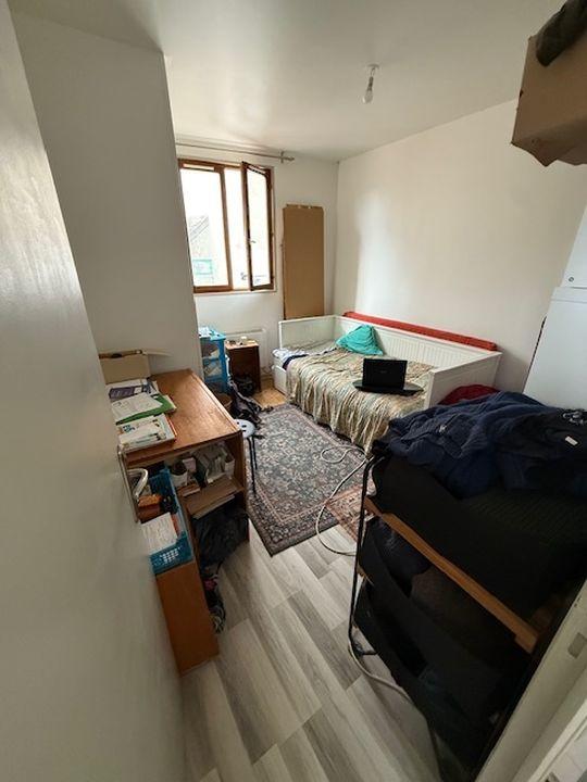 Immeuble - 108 m² - 6 pièces