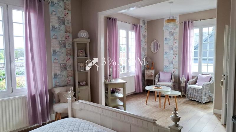 Propriété - 330 m² - 13 pièces