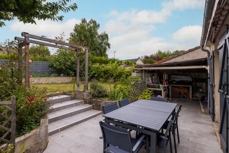 Maison - 143 m² - 7 pièces