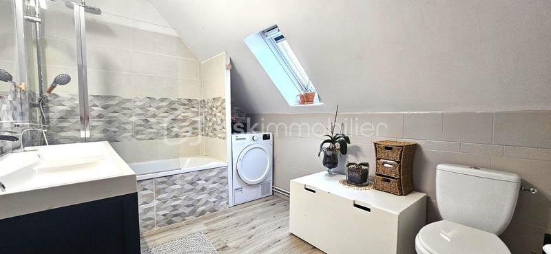 Maison - 91 m² - 5 pièces