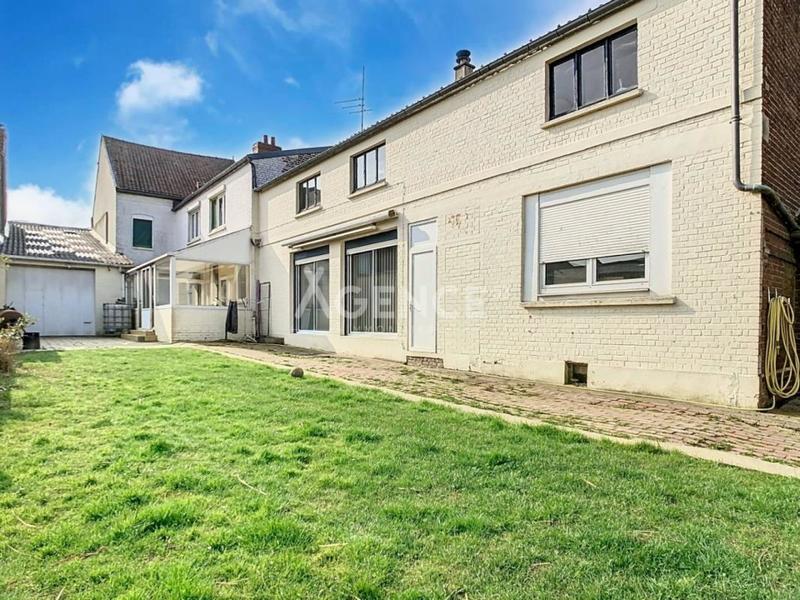 Maison - 170 m² - 6 pièces