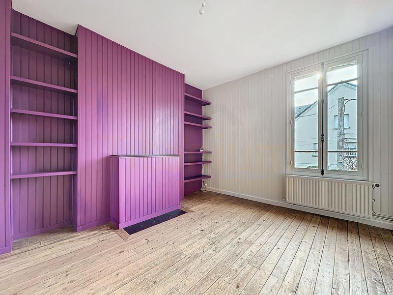 Maison - 94 m² - 5 pièces