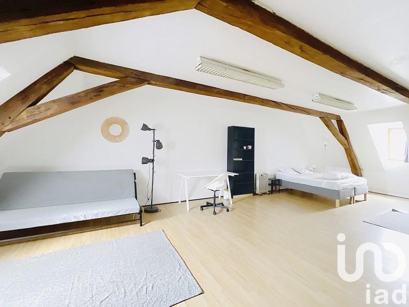 Appartement - 204 m² - 5 pièces