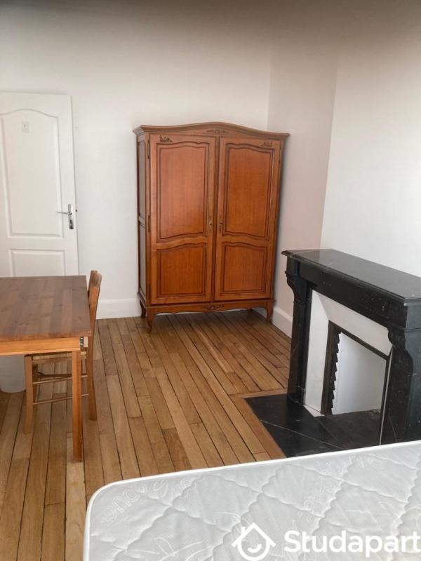 Chambre - 13 m² - 1 pièce