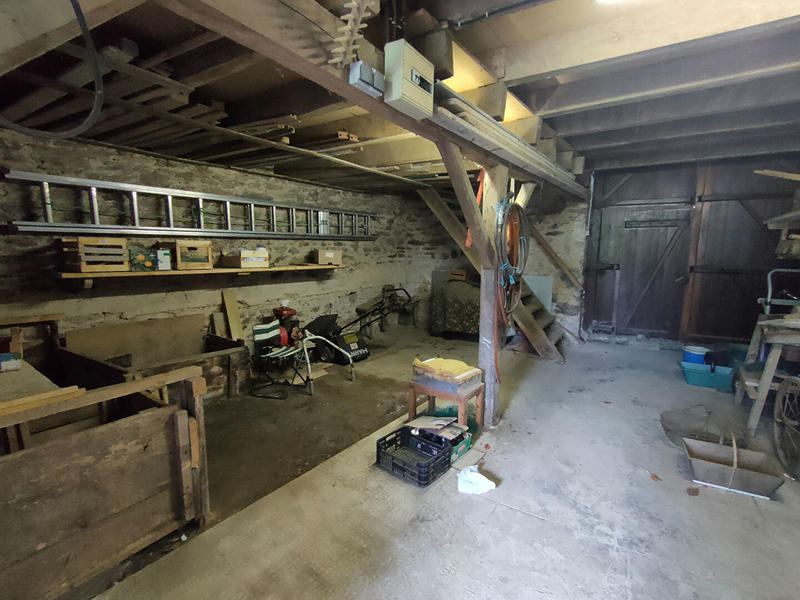 Maison - 176 m² - 9 pièces