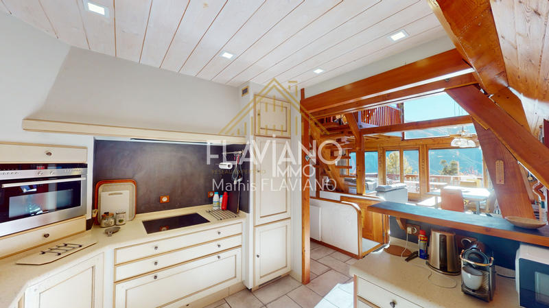 Maison - 147 m² - 7 pièces