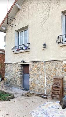 Maison - 140 m² - 6 pièces