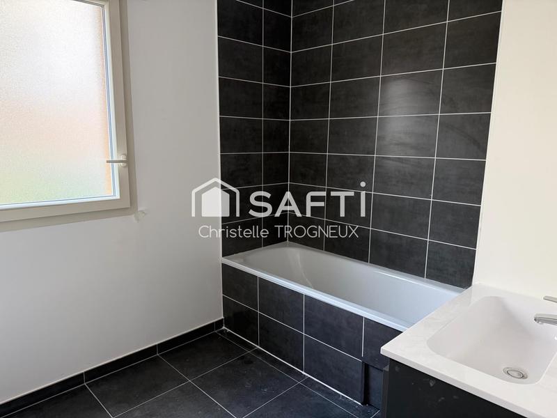 Appartement - 80 m² - 4 pièces