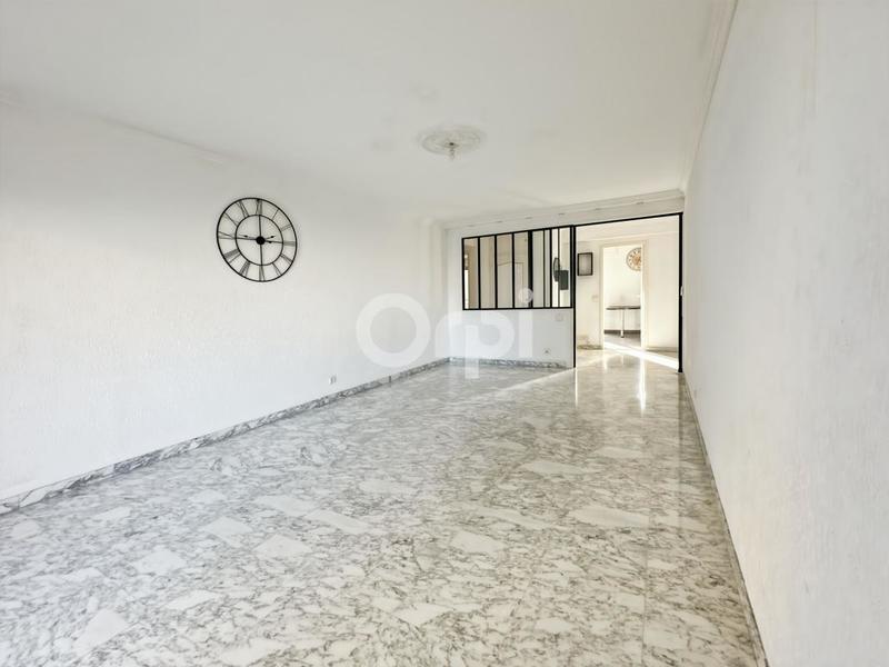 Appartement - 80 m² - 3 pièces