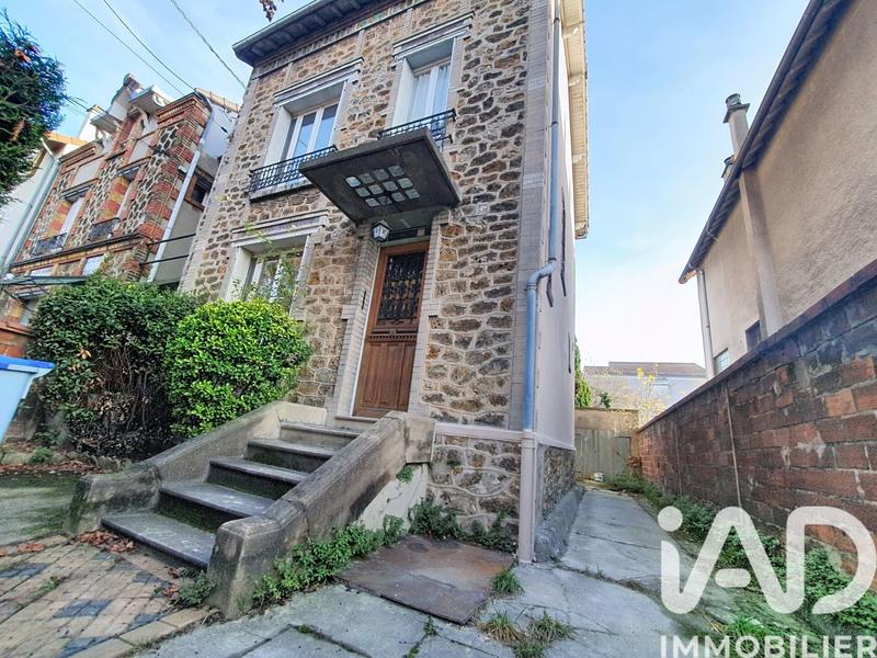 Maison - 92 m² - 6 pièces