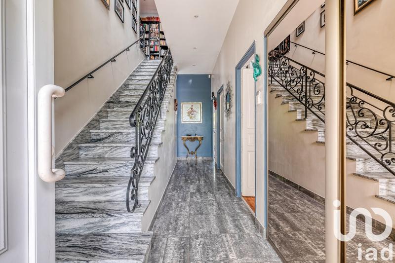 Maison de maîtres - 200 m² - 7 pièces