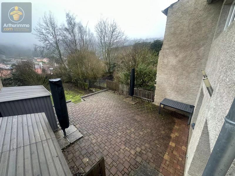 Maison - 210 m² - 7 pièces