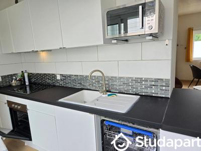 Chambre - 14 m² - 1 pièce