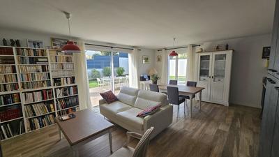 Maison - 92 m² - 5 pièces