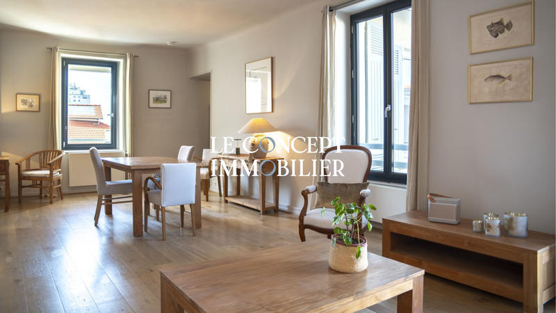 Appartement - 80 m² - 3 pièces