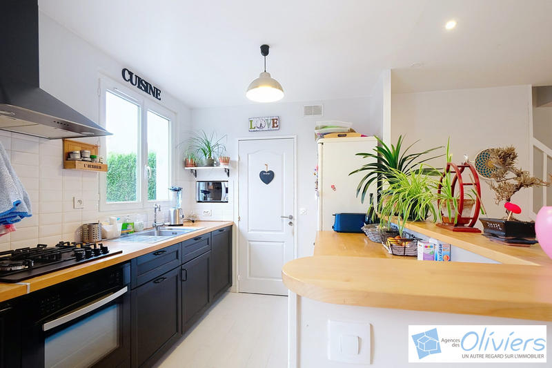 Maison - 81 m² - 5 pièces