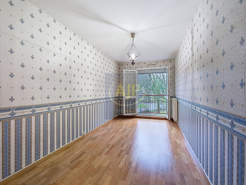 Appartement - 79 m² - 4 pièces