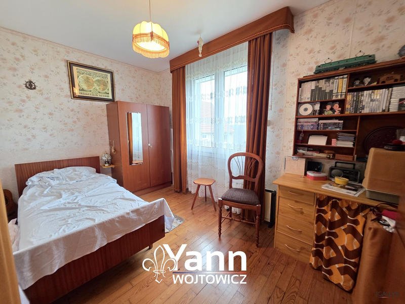 Maison - 96 m² - 5 pièces