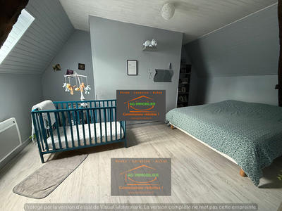 Maison - 180 m² - 7 pièces