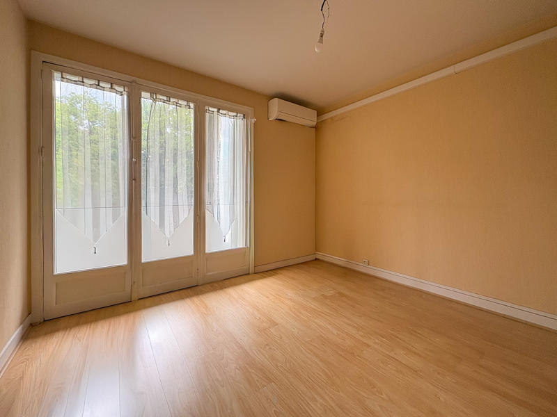 Appartement - 74 m² - 3 pièces