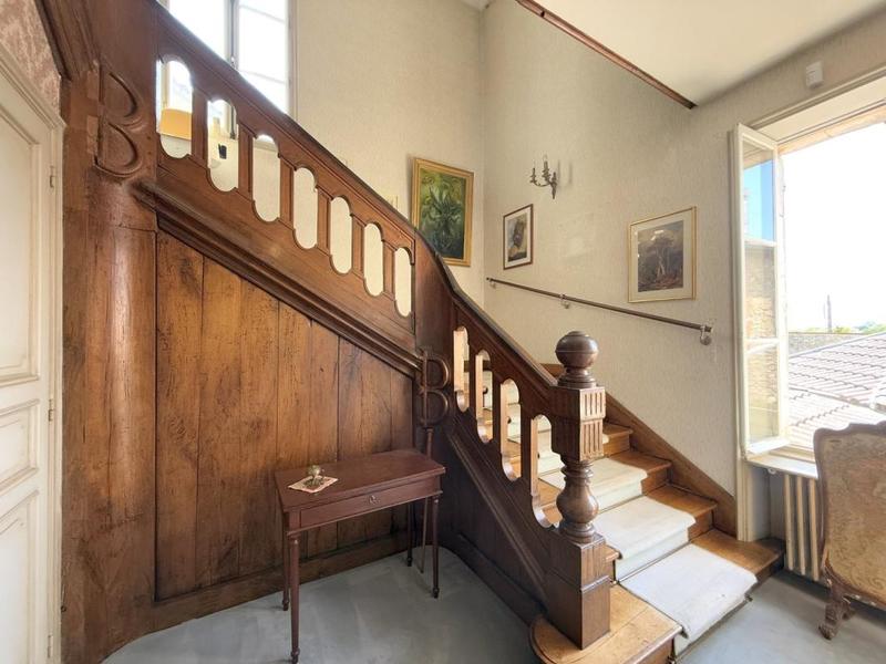 Maison de maîtres - 372 m² - 10 pièces