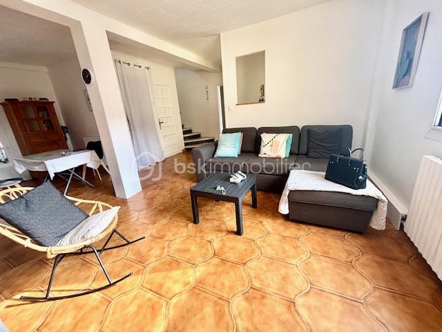 Maison traditionnelle - 91 m² - 6 pièces