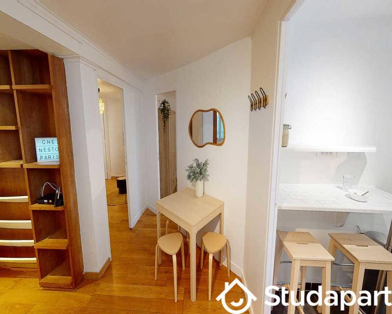 Chambre - 70 m² - 1 pièce