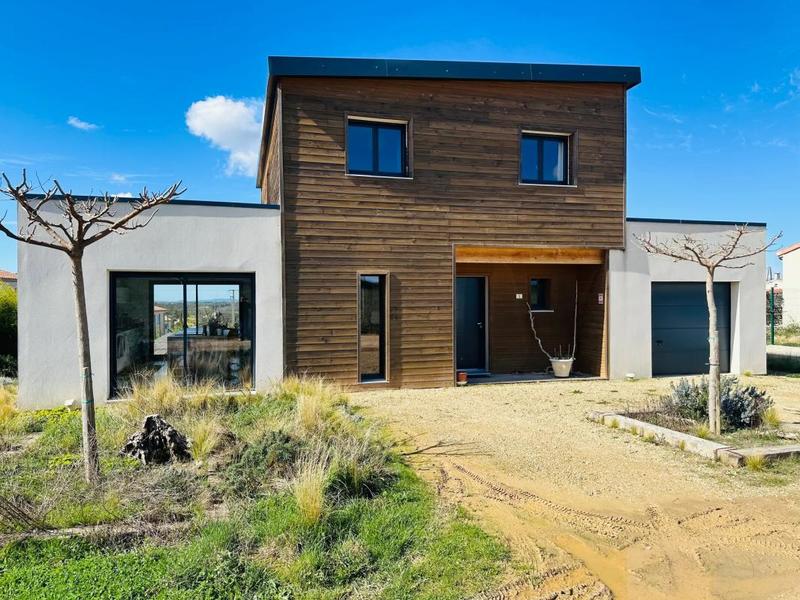 Maison - 152 m² - 7 pièces