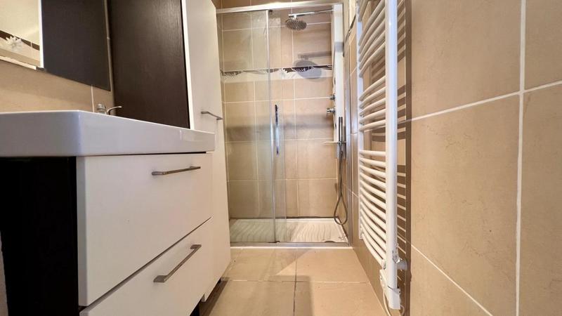 Maison - 137 m² - 6 pièces