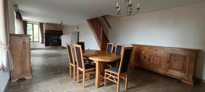 Propriété - 156 m² - 6 pièces