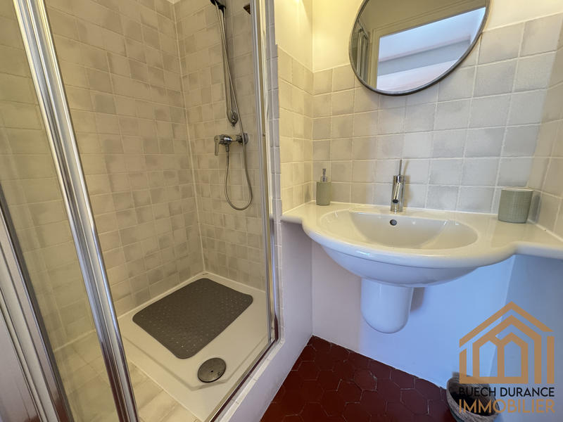 Maison - 245 m² - 12 pièces