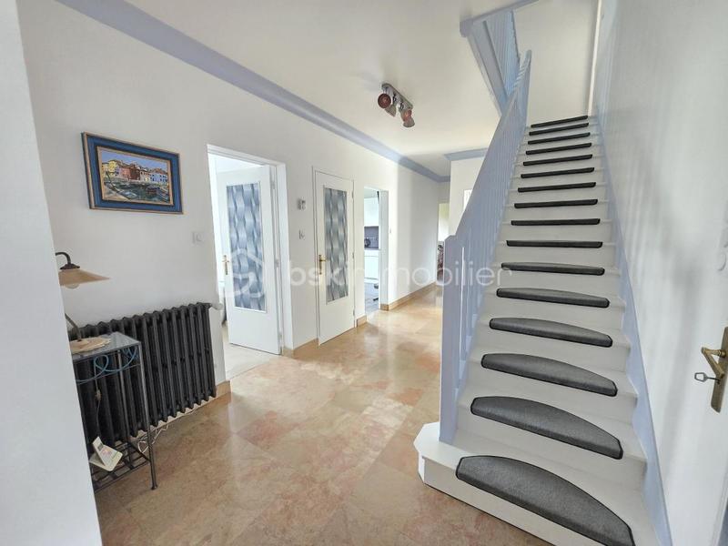 Pavillon - 186 m² - 5 pièces