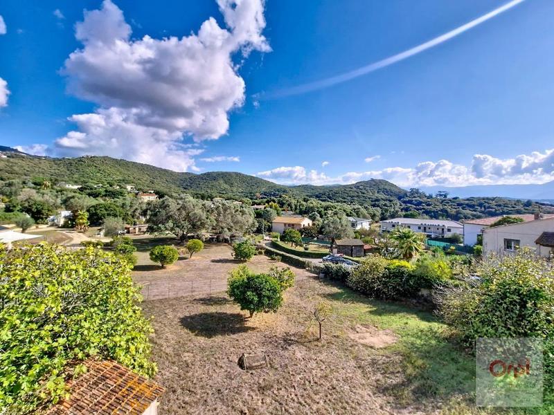 Villa - 106 m² - 4 pièces