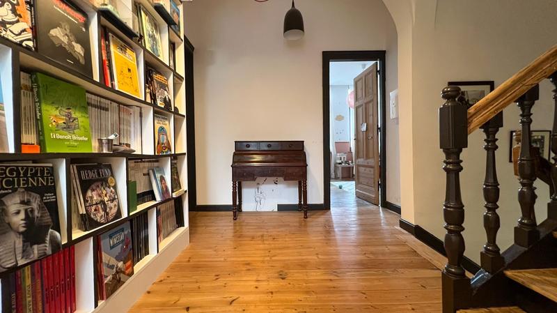 Maison - 270 m² - 7 pièces