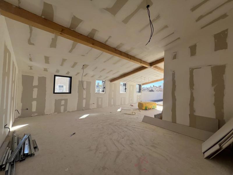 Duplex - 167 m² - 6 pièces