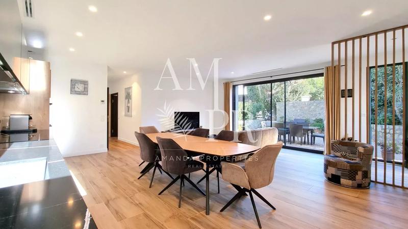 Appartement - 80 m² - 3 pièces