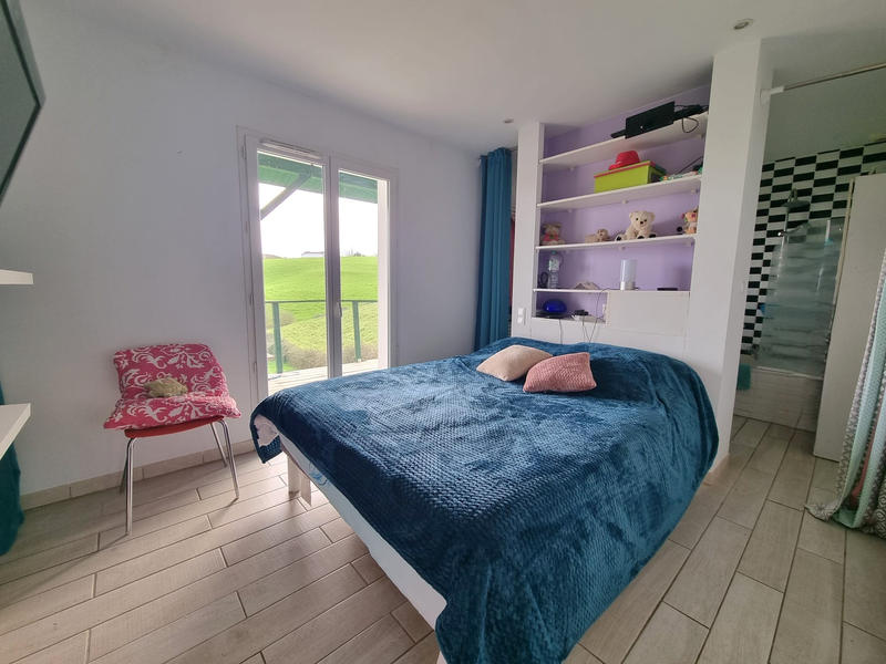 Maison - 107 m² - 4 pièces