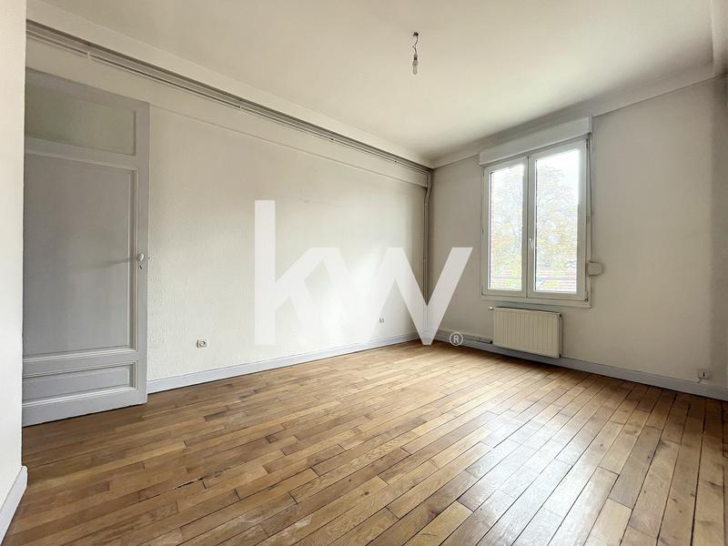 Appartement - 106 m² - 6 pièces