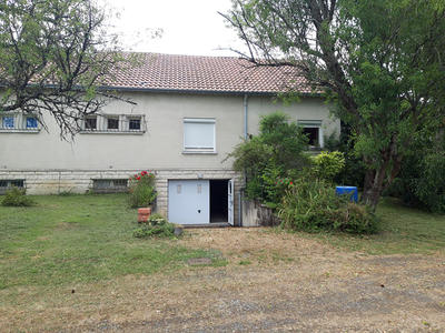 Maison - 290 m² - 10 pièces