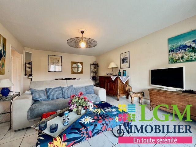 Appartement - 72 m² - 3 pièces