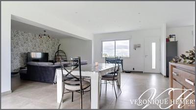 Maison - 146 m² - 5 pièces